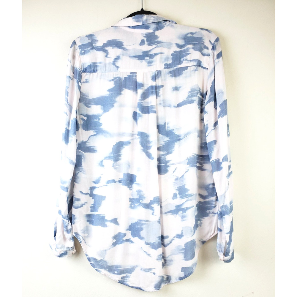 Cloth &‎ Stone Anthropologie White Top Womens XS Rayon Long Sleeve Blue Printed - Picture 4 of 10